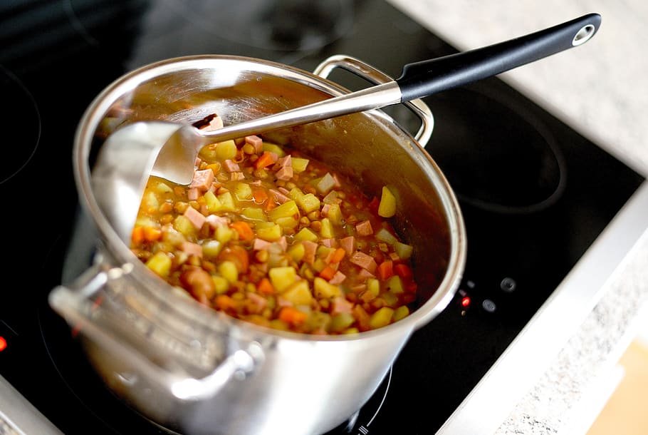 7 Ways to Prevent Cooking Fire Accidents At Home